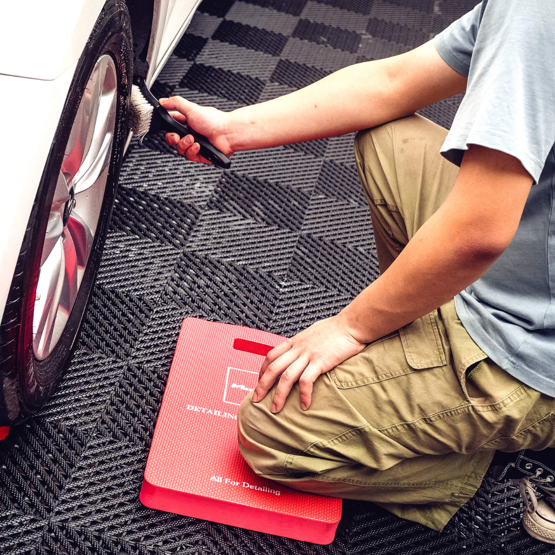 Maxshine Detailing knæpude