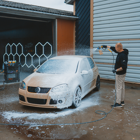 Koch Chemie Gentle Snow Foam - Forvask & Shampoo i en